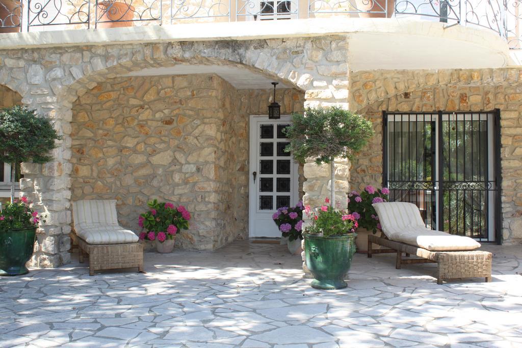 Gites Maisons De Vacances Domaine La Chamade Carpentras Δωμάτιο φωτογραφία
