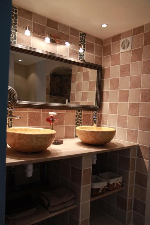 Gites Maisons De Vacances Domaine La Chamade Carpentras Δωμάτιο φωτογραφία